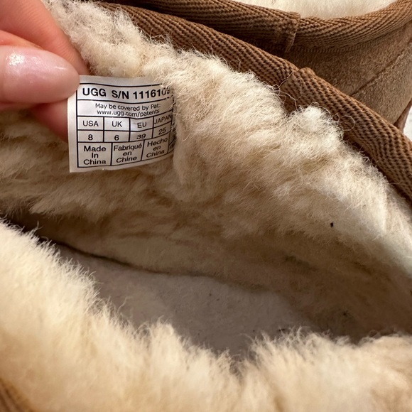 Ugg Ultra Mini Boots - Picture 5 of 5